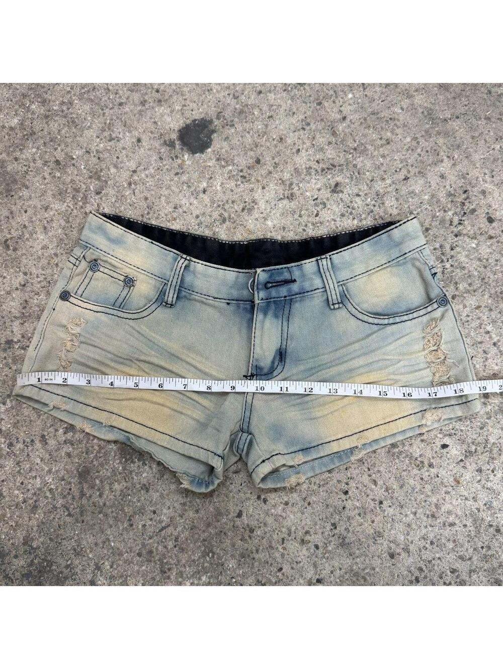 Vintage Y2K Low Rise Denim Micro Shorts Light Wash - Picture 7 of 7